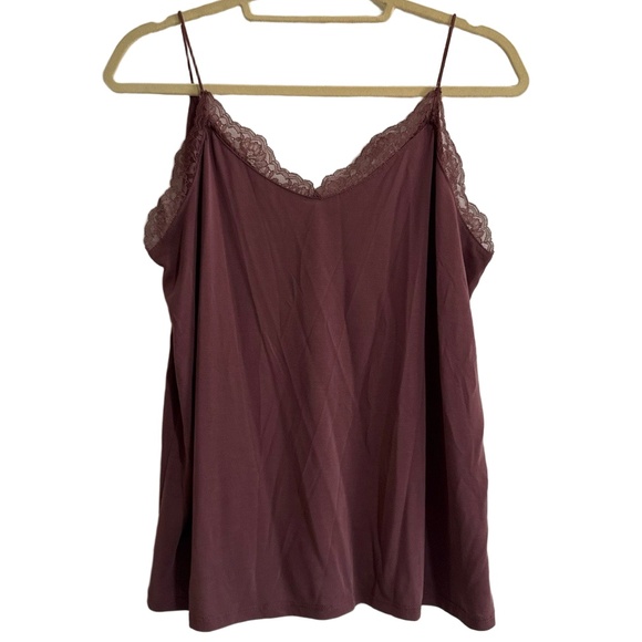 Maurices Tops - Maurices lg Camisole Womens Plum Berry Lace Trim V-Neck Spaghetti Strap Layering